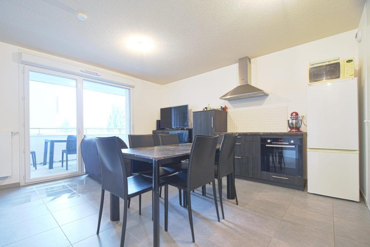 Beautiful Bright Apt With Terrace Apartment Lyon Bagian luar foto