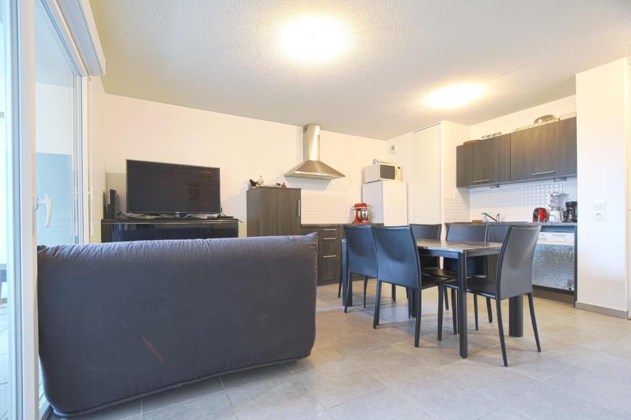 Beautiful Bright Apt With Terrace Apartment Lyon Bagian luar foto